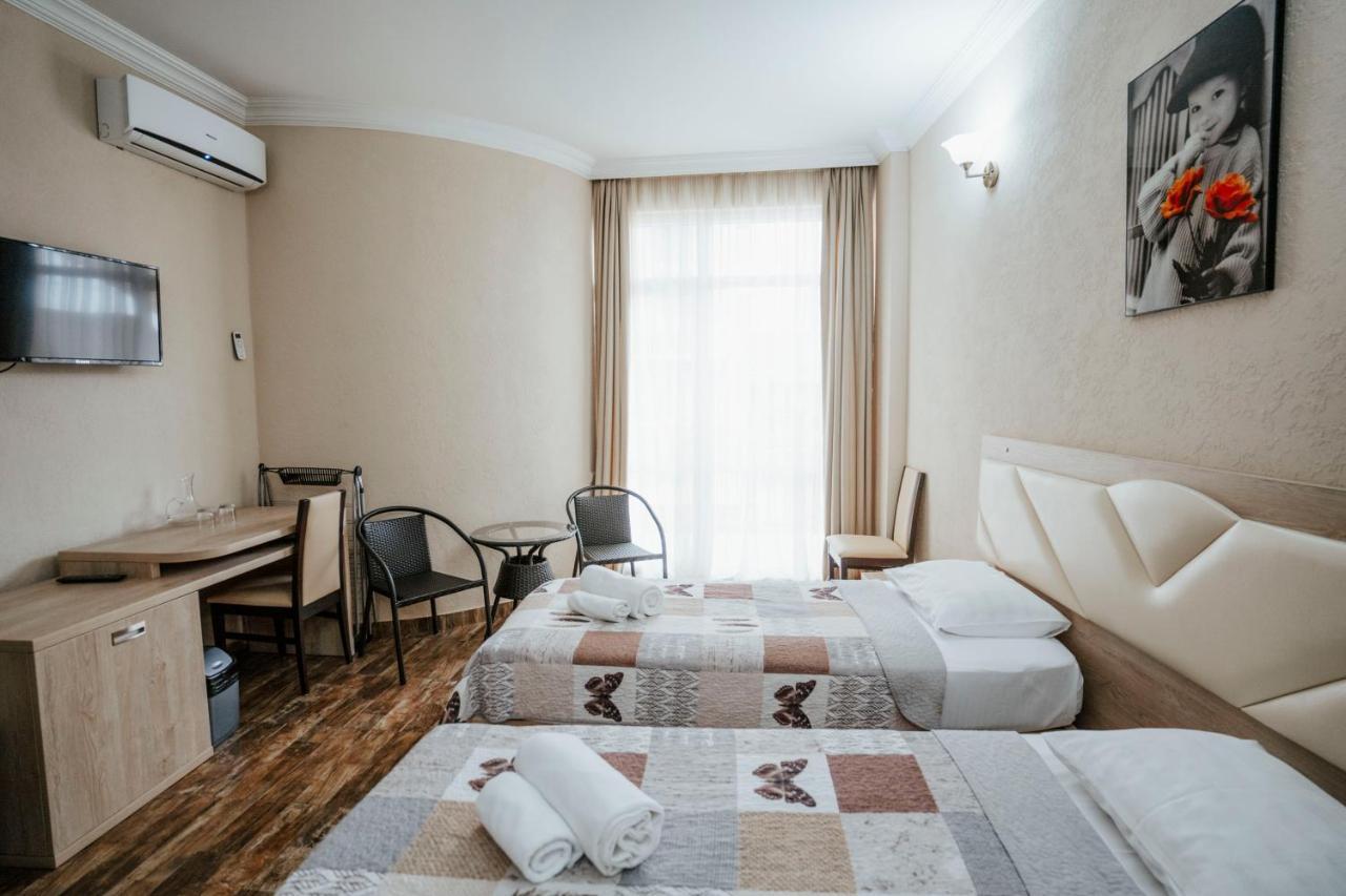 Hotel General Batumi Exteriér fotografie